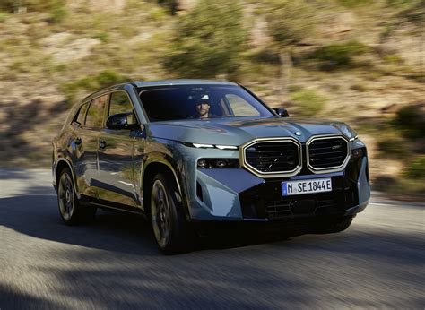 BMW XM i službeno predstavljen monstrum od 653 KS cilja nove skupine M