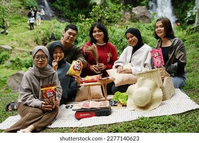 Malang Indonesia Maret 2023 Enjoy Natural Stock Photo 2277140623 ...