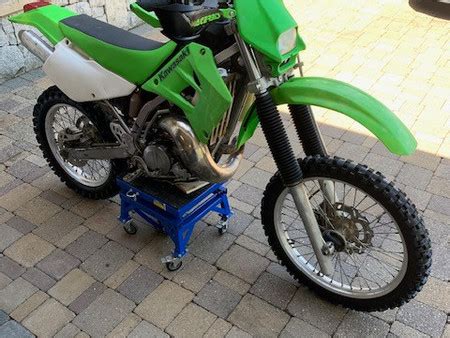 KAWASAKI 2006 KAWASAKI KDX 200 2STROKE Used - the parking motorcycles