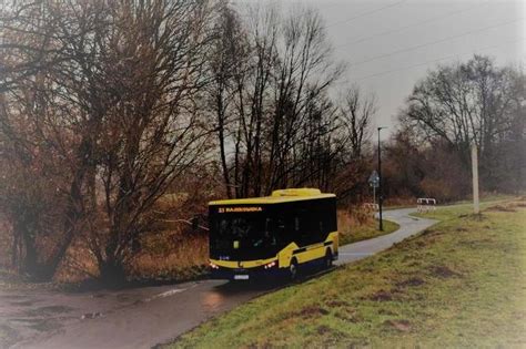 Kalisz Powstaje Tymczasowe Miejsce Do Zawracania Autobusu Linii Nr