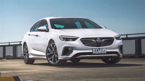 Holden Commodore 2018 Pricing And Spec Confirmed Car News Carsguide