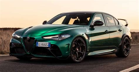 GALLERY 2021 Alfa Romeo Giulia GTAm In Montreal Green