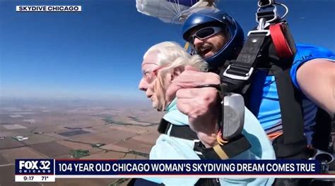 Chicago Woman 104 Jumps From Plane Aiming For Record As The Worlds