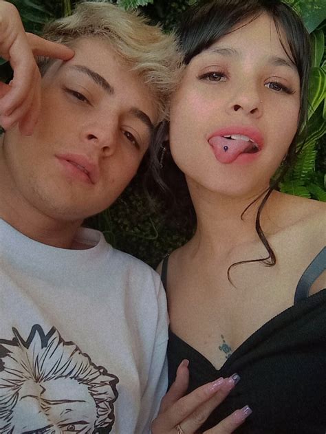 Ari and Storm Web Kamerası Şovu Sexy Porn Live