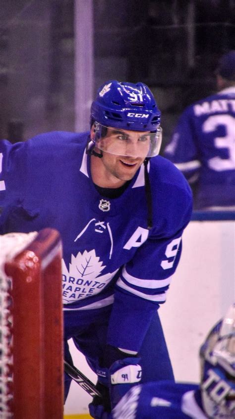 Pin by Zoya on 6ix | Toronto maple leafs, John tavares, Maple leafs hockey