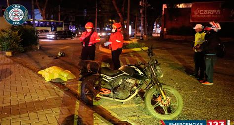 Hermanos Que Viajaban En Motocicleta Se Accidentan Y Uno De Ellos