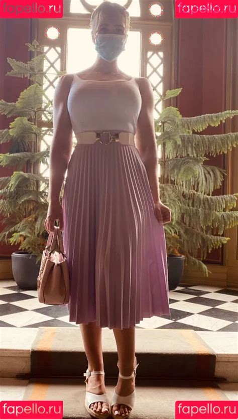 Leaks Nude Doreen Zing Onlyfans Photo Gallery Fapello Ru