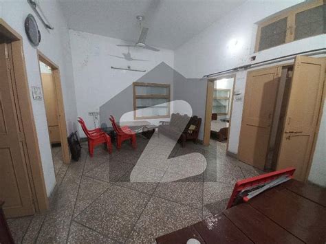 Marla Double Story House For Sale In Gulshan Block Old House Allama