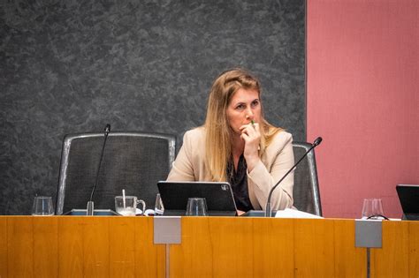 Gemeenteraad kritisch: ‘GVB-bussen reden kennelijk als een soort