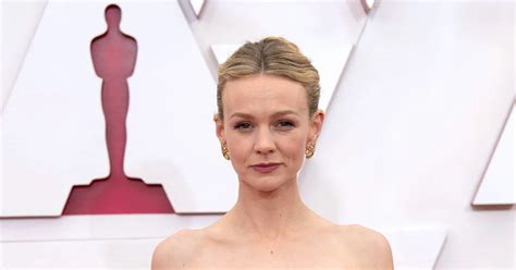 Carey Mulligan Nude A Style Guide To The Actress S Fashion Choices