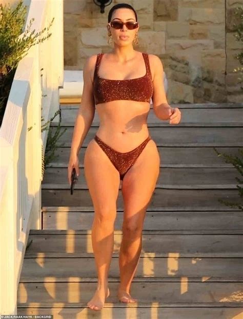 Kim Kardashian Shows Off Her Hourglass Figure In A Bikini As She Hits