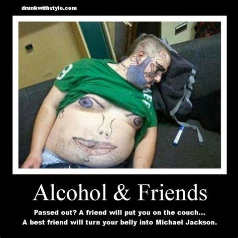 Alcohol Passed Out Friends Vs Best Friends Funny Photos Of People Funny Pictures Funny Photos