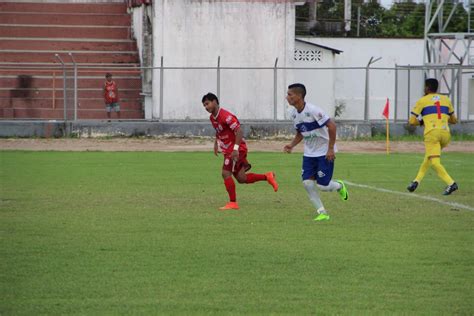 Weverton releva pênalti perdido e celebra resultado Nem sempre o gol