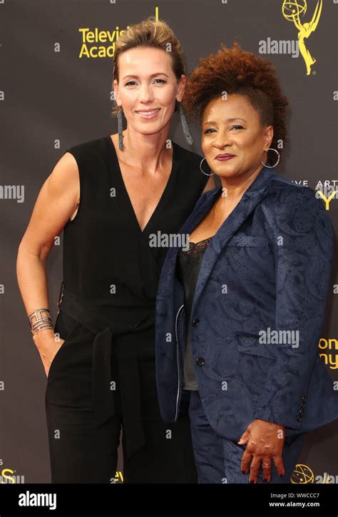 Alex Sykes And Wanda Sykes Hi Res Stock Photography And Images Alamy