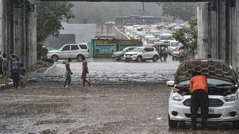 Thunderstorms Rains Likely To Lash Parts Of Delhi Ncr Adjoining Areas