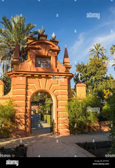 Alcazar palace seville, gardens hi-res stock photography and images - Alamy