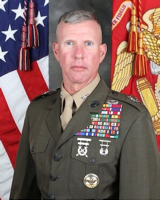 Major General Eric M. Smith > 1st Marine Division > Leaders