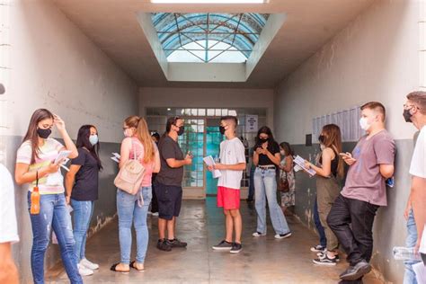 Uepg Aplica Provas Do Pss Para Alunos Do Ensino M Dio