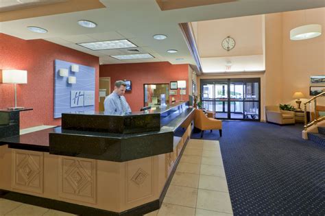 Discount Coupon for Holiday Inn Express Hershey - Harrisburg Area in ...