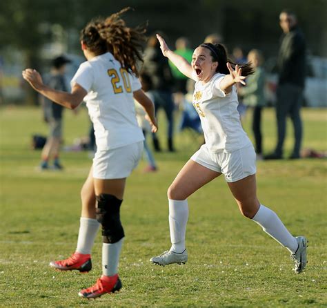 Notre Dame Girls Soccer Opens State Playoffs With Overtime Win Against