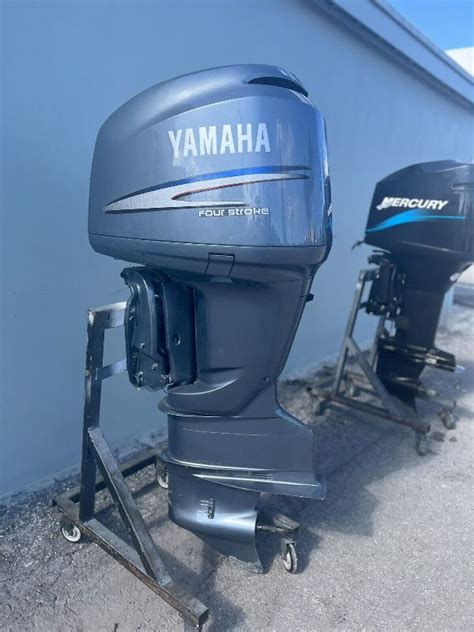 225HP 225 HP YAMAHA FOUR STROKE OUTBOARD MOTOR F225 At Rs 300000 In