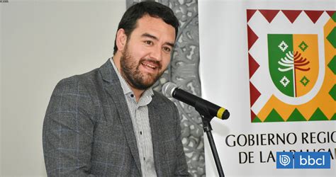 Rivas pide renuncia a círculo de confianza en el GORE en medio de