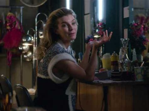 Alison Brie Nude Glow S E Video Best Sexy Scene HeroEro Tube