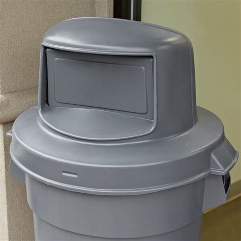 Continental 5550GY Huskee 55 Gallon Gray Round Dome Top Trash Can Lid