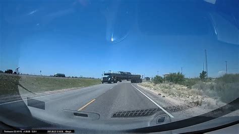 18 Wheeler Fails To Yield Right Of Way To Car Youtube