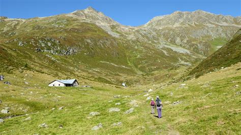 Pfannenstiel Wanderblog Zu Den J Riseen Am Fl Elapass Gr