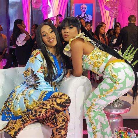 Cardi And Her Sister Hennessy Cardib ♡ Cardi B Sister Cardi B Photos