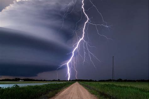 tornadoes   tornadoes form