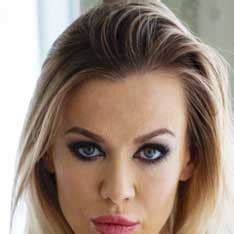 Ariana Bright Porn Videos Pornhub