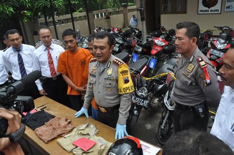 Journal Police Pada Tahun 2015 Angka Kejahatan Menurun Di Polres Blora