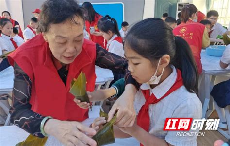 武陵区育英小学：关爱留守儿童 粽香迎端午教育常德站红网