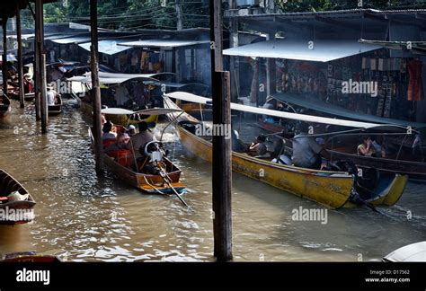 Thailand, Bangkok, wooden Thai boats at the Floating Market Stock Photo ...