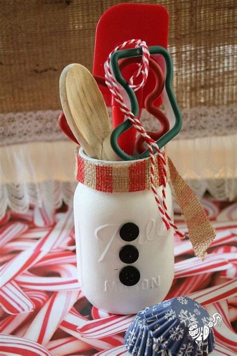 Best Diy Christmas Gift Ideas For Everyone With Images Mason Jar