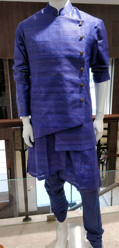 Pin By Manish Chhabra On Fashion By Manish Indian Groom Wear Indian