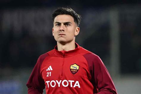 Scambio Con Dybala Nuovo Attaccante Roma Si Paga La Clausola