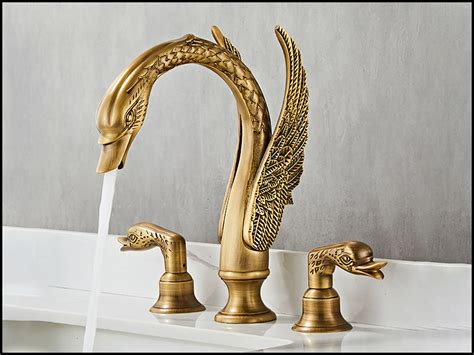 Esop Swan Shape Bathroom Faucet Antique Brass 3 Hole Widespread Sink Faucet With Ceramic Valve