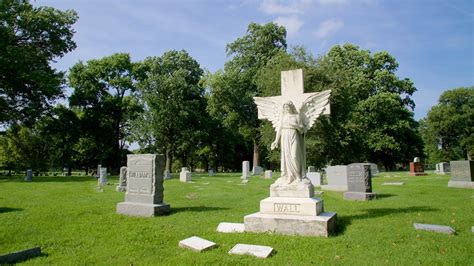 Crown Hill Cemetery In Indianapolis Indiana Expedia