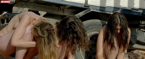 Naked Eléonor Vergez in Métamorphoses