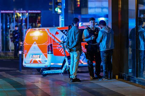 Fotos Mehrere Verletzte Nach Messerstecherei Am Duisburger Bahnhof