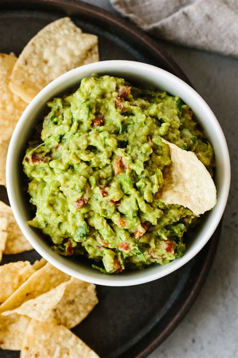 Best Ever Guacamole Fresh Easy Authentic Downshiftology