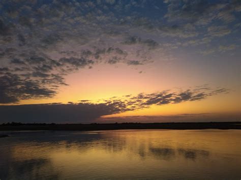 Lake Kariba (Zimbabwe/Zambia) : r/natureporn