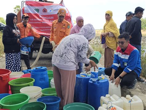 Pertamina Patra Niaga Sulawesi Salurkan Bantuan Air Bersih Untuk