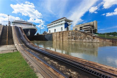 El Canal De Panamá Impulso Económico Del País