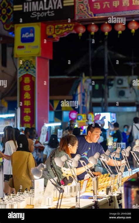 The Jonker Walk night market, Malacca, Malaysia Stock Photo - Alamy