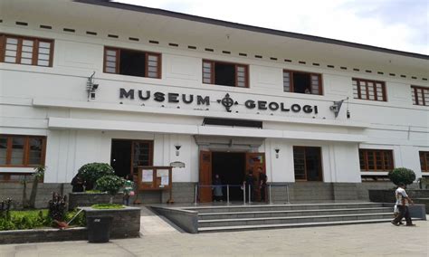 Museum Geologi Bandung Daya Tarik Harga Tiket Lokasi Dan Jam Buka