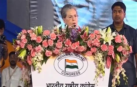 BJP Fuelling Fire Of Hatred Sonia Gandhi At Congress Plenary Session